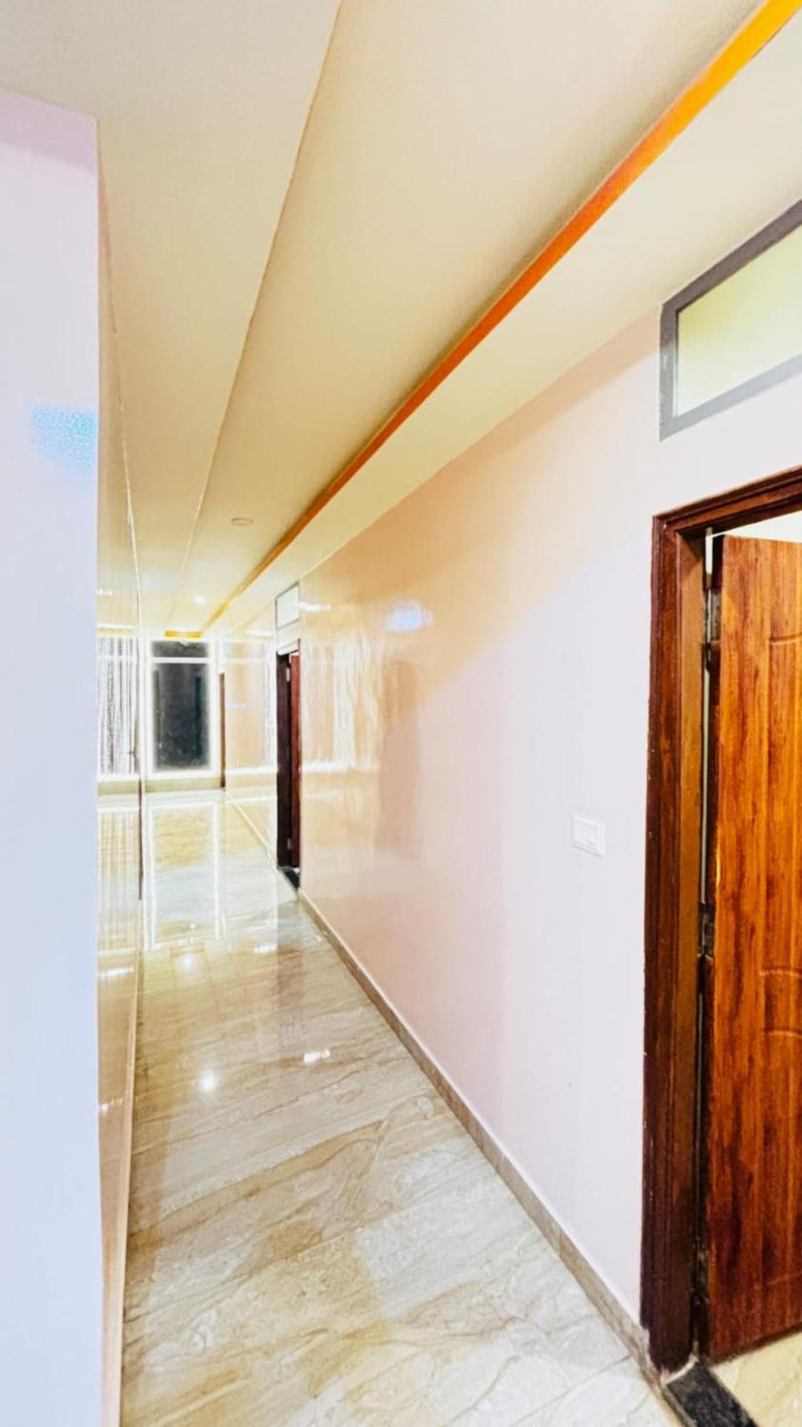 Hotel New Royal Ruby - Electronic City Phase 1 Kammasandra Zewnętrze zdjęcie