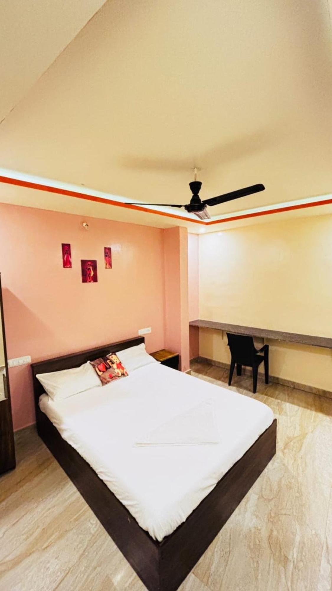 Hotel New Royal Ruby - Electronic City Phase 1 Kammasandra Zewnętrze zdjęcie
